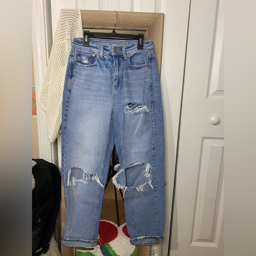American Eagle Mom Jeans